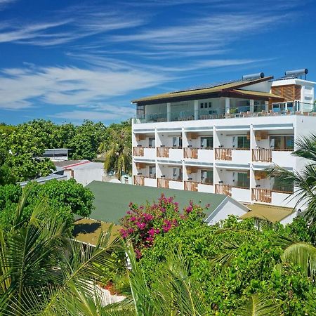 Luau Beach Inn, Maldives Fulidhoo Exterior photo